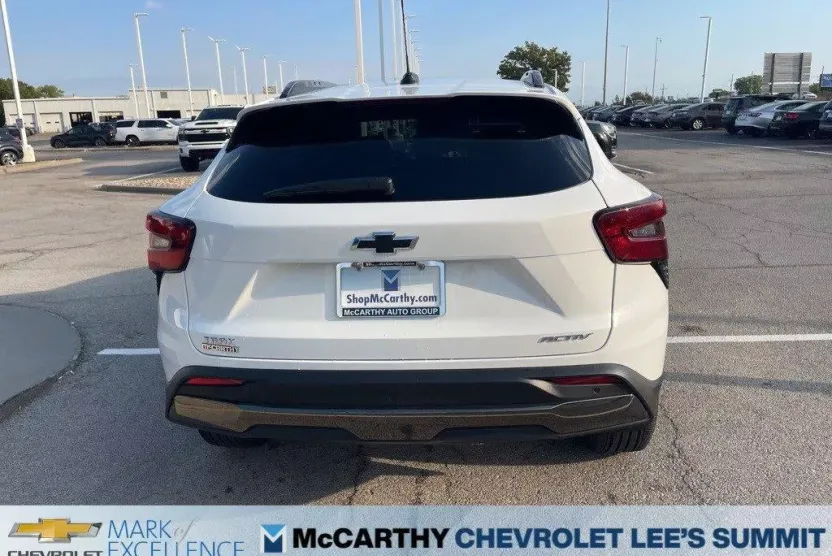 2026 Chevrolet Trax ACTIV photo 1