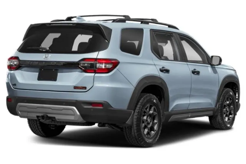 2025 Honda Pilot TrailSport photo 1