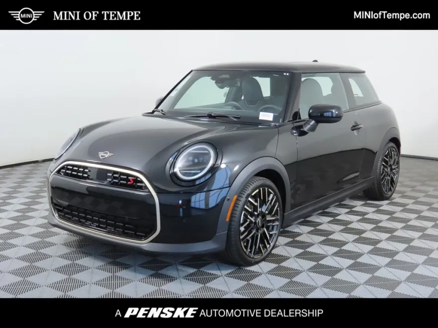 2025 Mini Cooper 2 Door Hardtop Signature photo 1