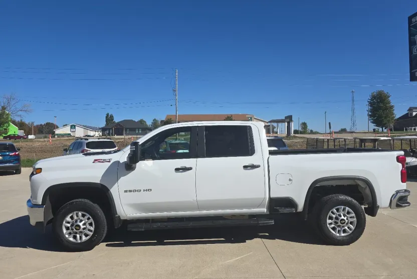 2022 Chevrolet Silverado 2500HD Work Truck photo 1