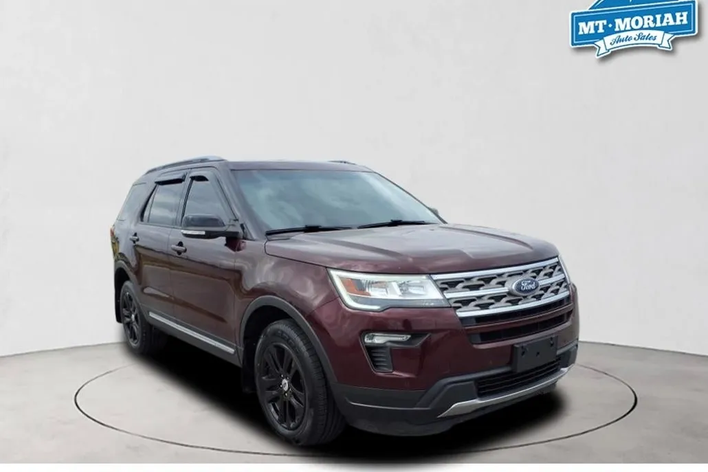 2018 Ford Explorer XLT photo 1