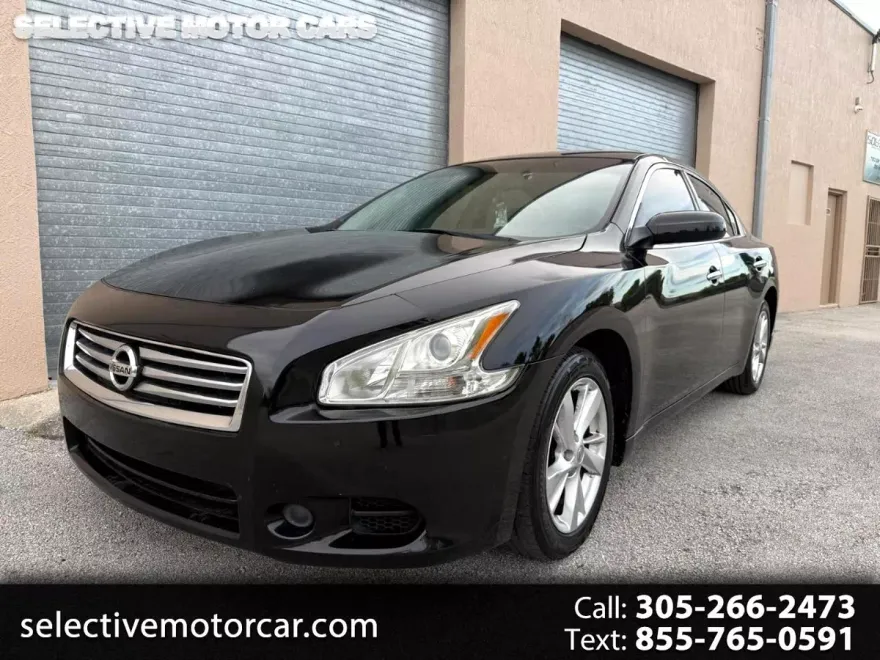 2012 Nissan Maxima S photo 1