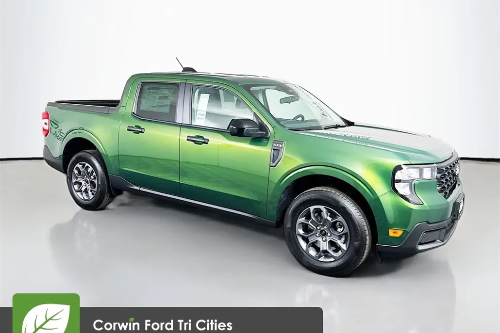 2025 Ford Maverick XLT photo 1