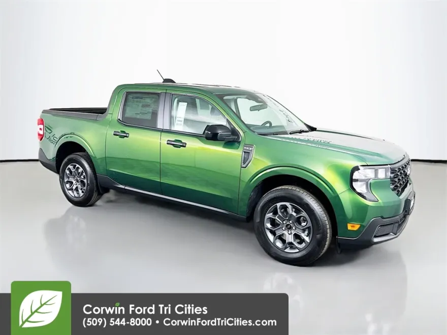 2025 Ford Maverick XLT photo 1