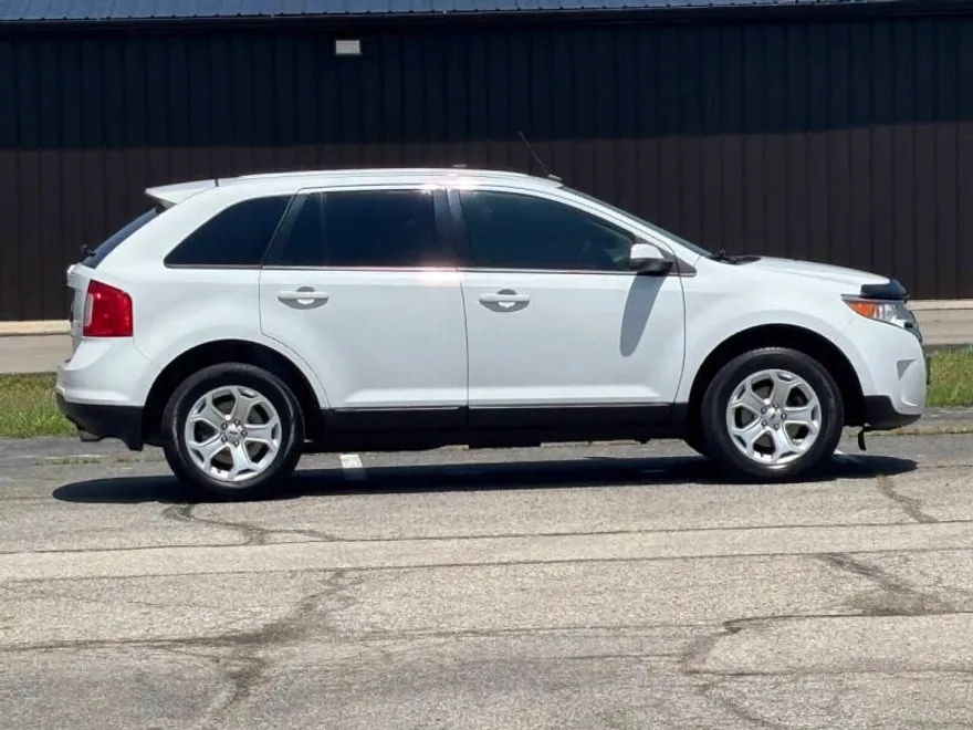 2014 Ford Edge SEL photo 1