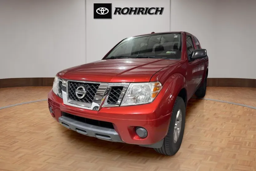 2013 Nissan Frontier SV photo 1