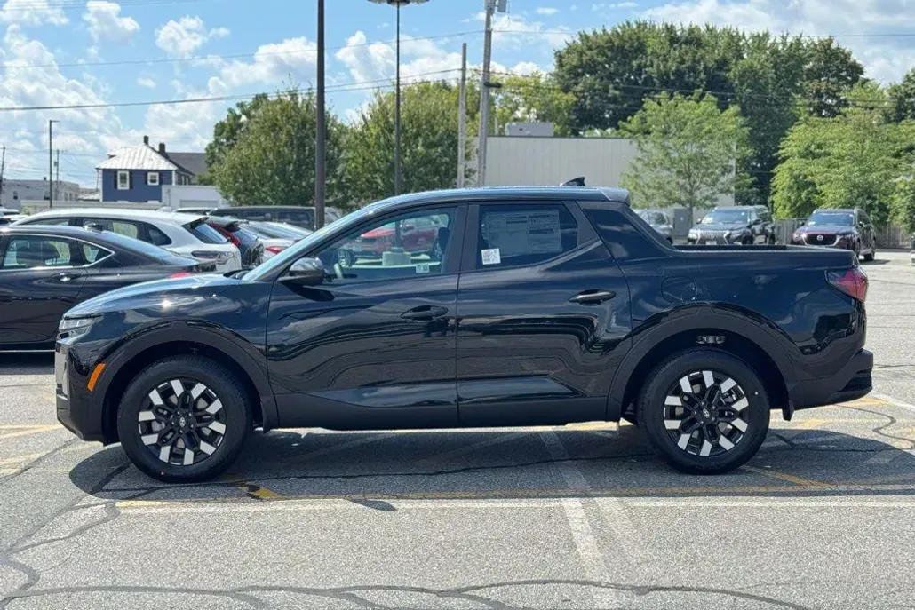 2026 Hyundai Santa Cruz SE photo 1