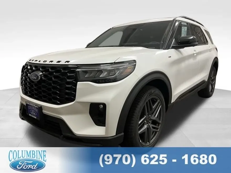 2025 Ford Explorer ST-Line photo 1