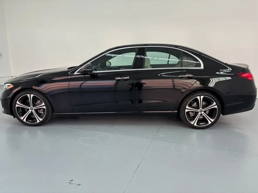 2024 Mercedes Benz C 300 Sedan photo 1