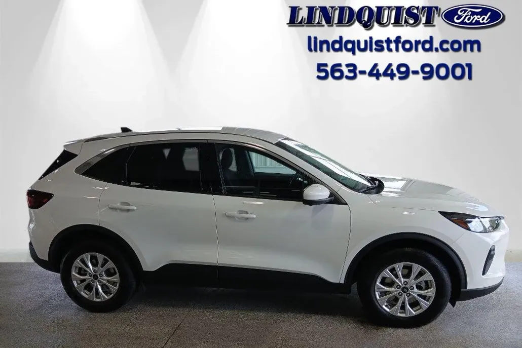 2023 Ford Escape Active photo 1