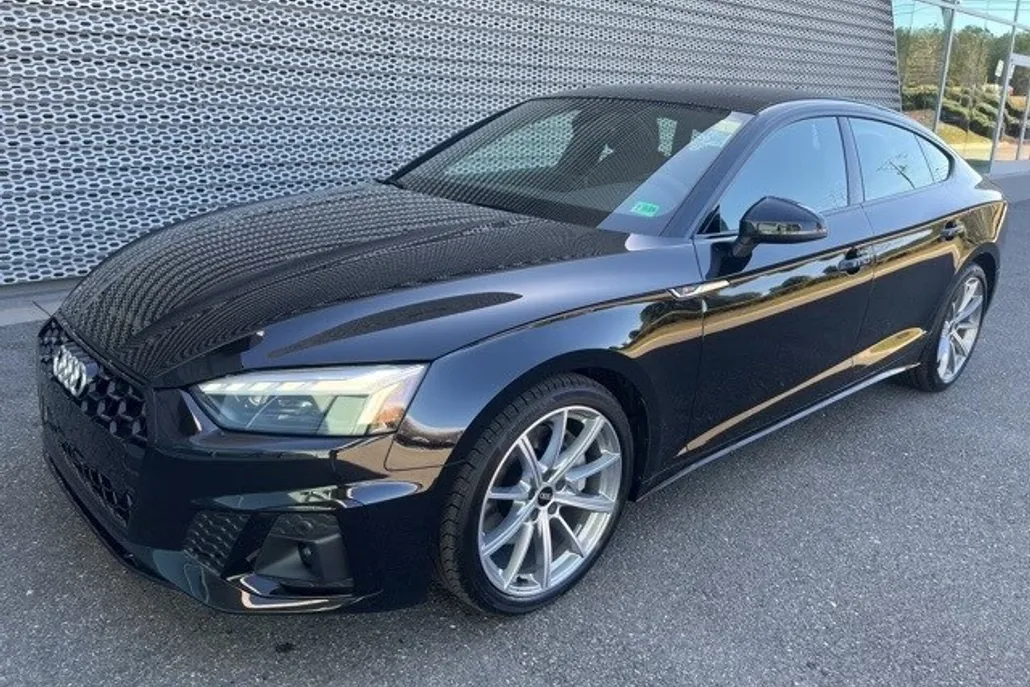2025 Audi A5 45 S line Premium photo 1