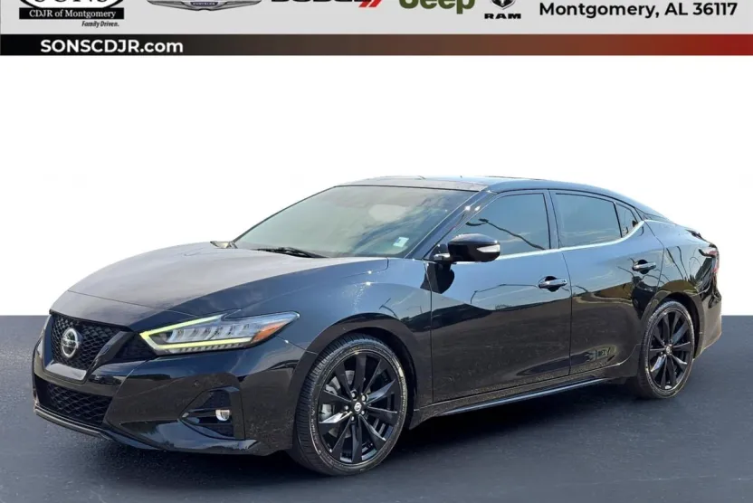 2022 Nissan Maxima SR photo 1