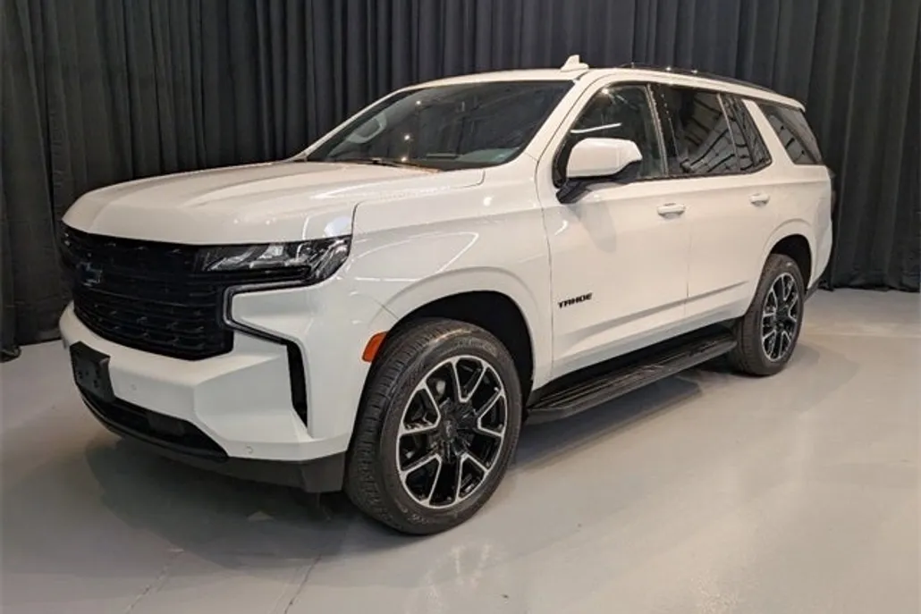 2023 Chevrolet Tahoe RST photo 1