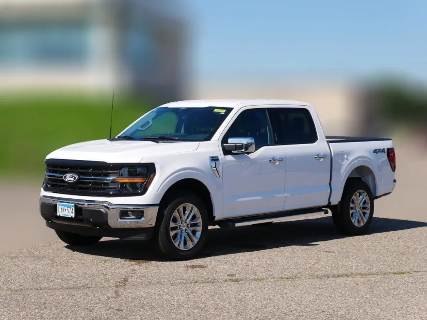 2024 Ford F-150 XLT photo 1