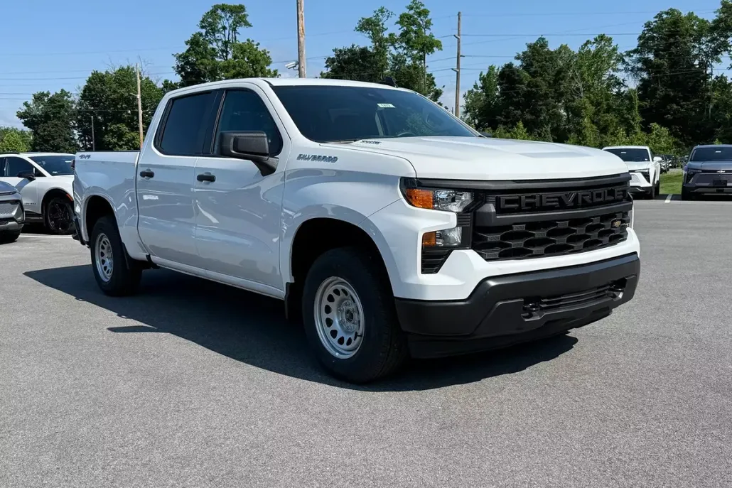 2025 Chevrolet Silverado 1500 photo 1
