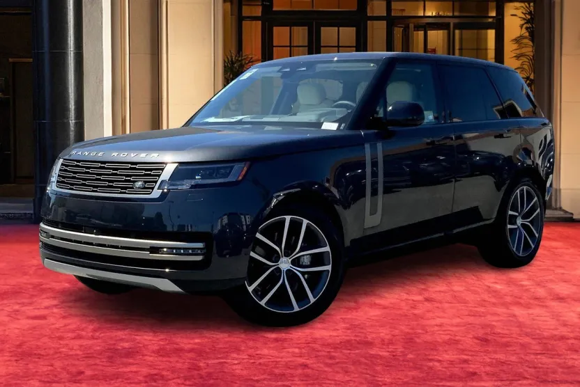 2025 Land Rover Range Rover SE photo 1