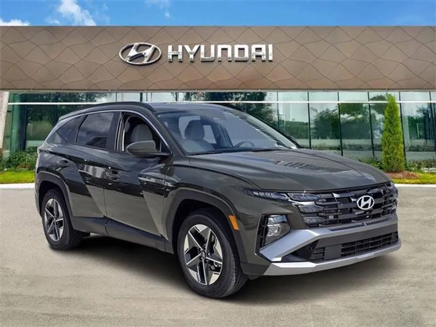2025 Hyundai Tucson SEL photo 1