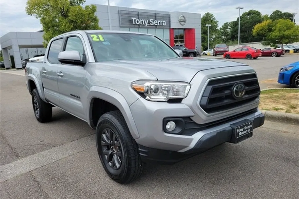 2021 Toyota Tacoma SR5 V6 photo 1