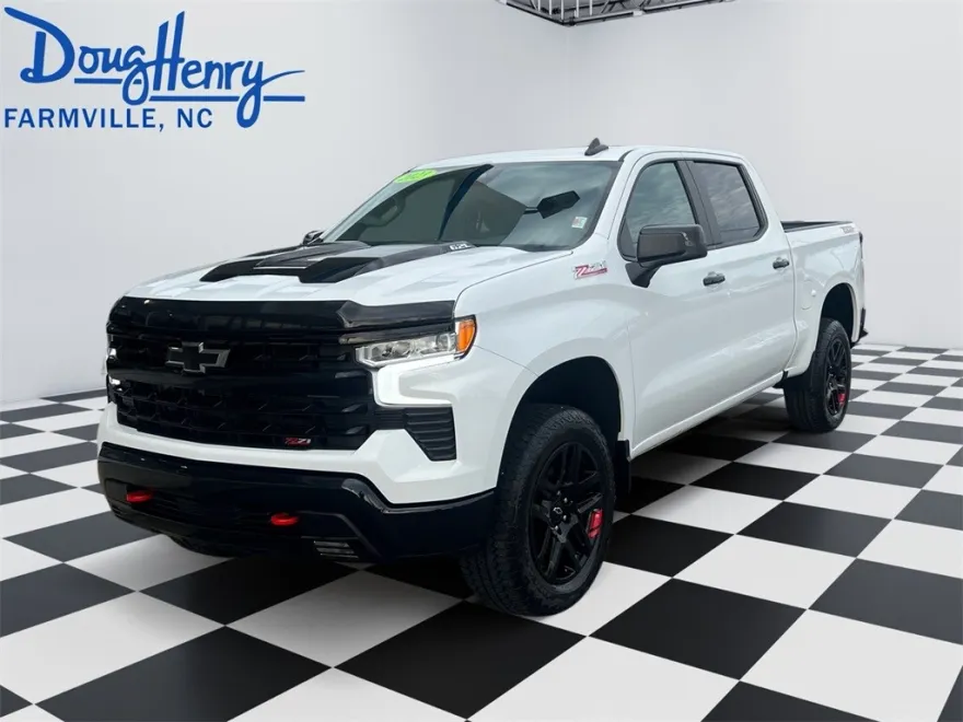 2023 Chevrolet Silverado 1500 LT Trail Boss photo 1