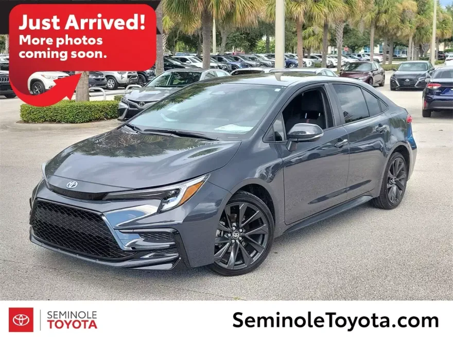 2025 Toyota Corolla Hybrid SE photo 1