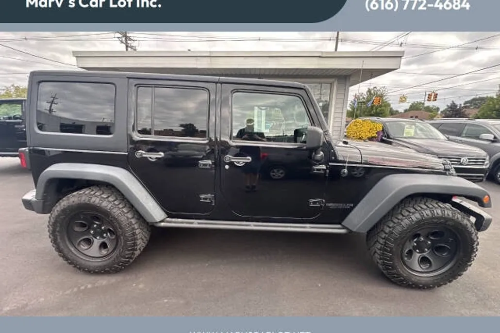 2015 Jeep Wrangler Unlimited Rubicon Hard Rock photo 1