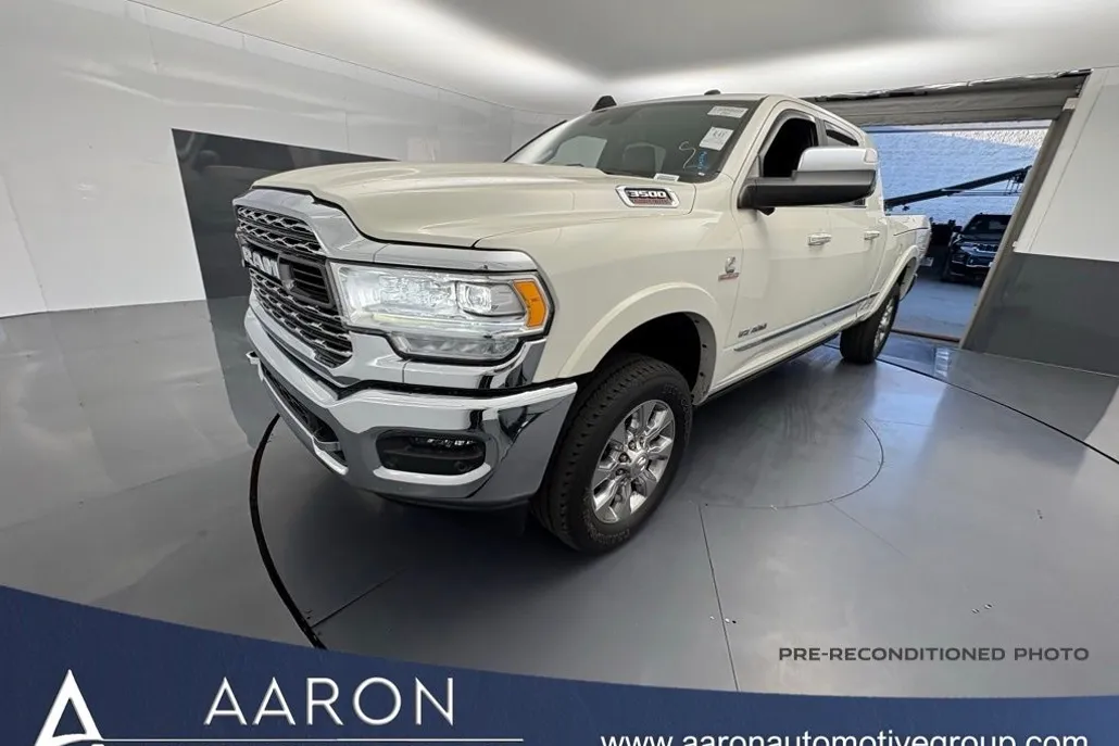 2022 Ram 3500 Limited photo 1