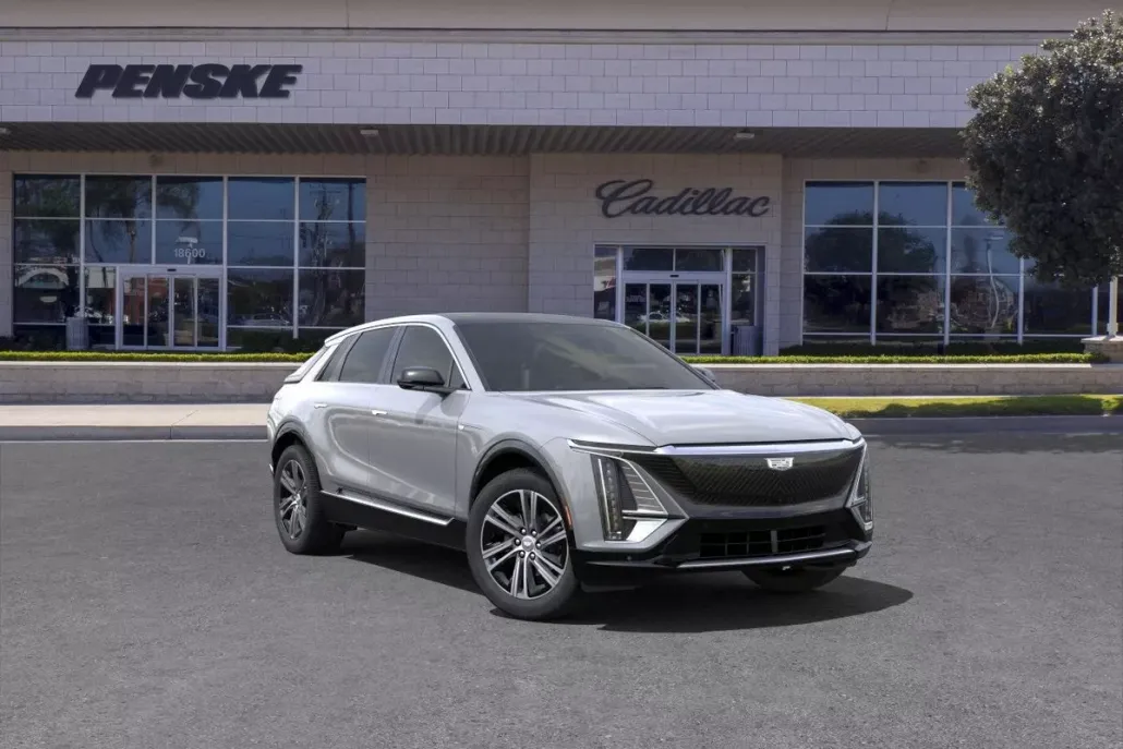 2025 Cadillac Lyriq Luxury photo 1