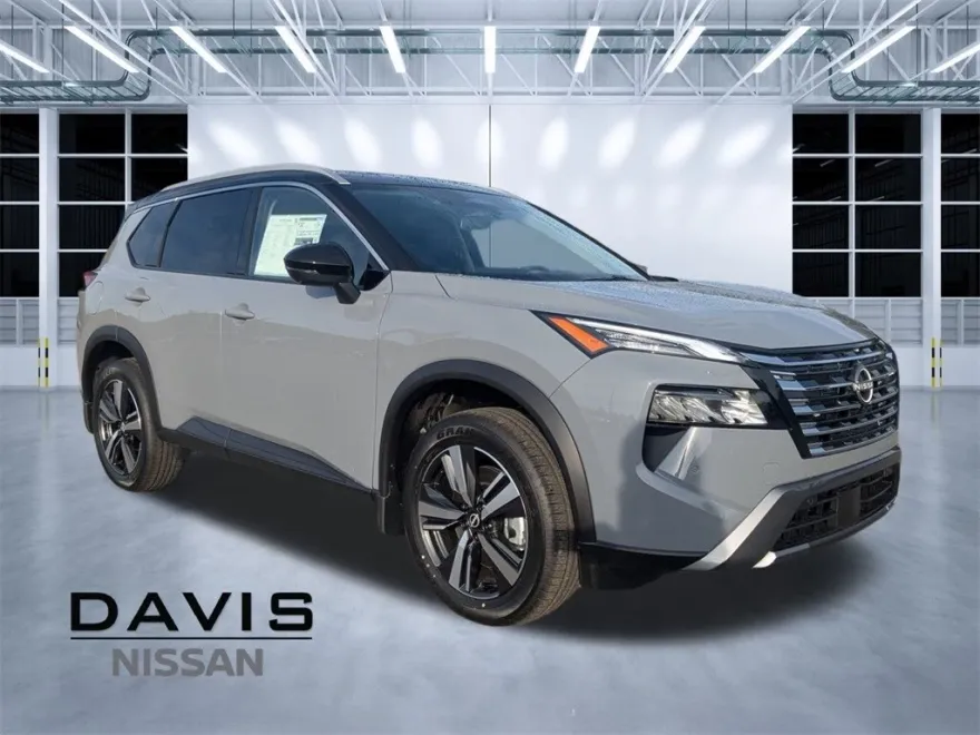2025 Nissan Rogue SL photo 1