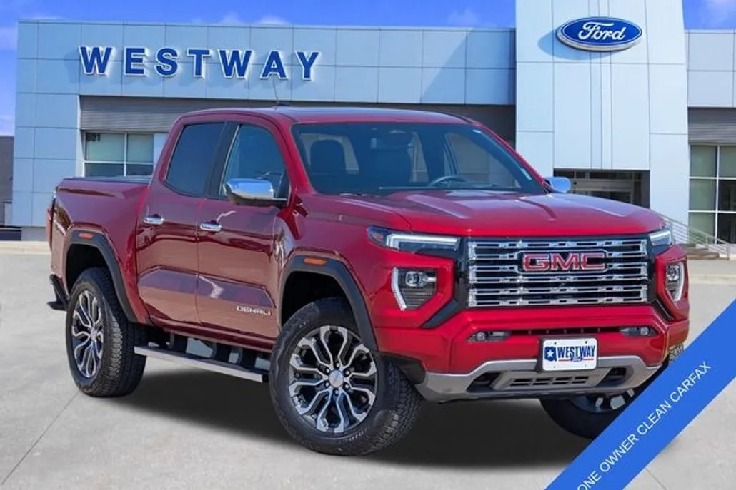 2024 Gmc Canyon Denali photo 1