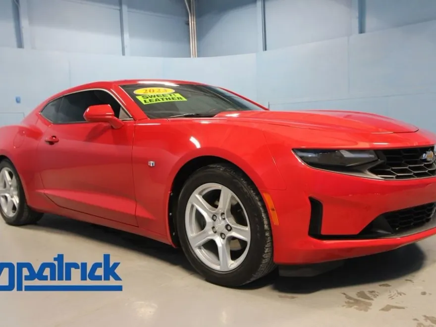 2023 Chevrolet Camaro 2LT photo 1