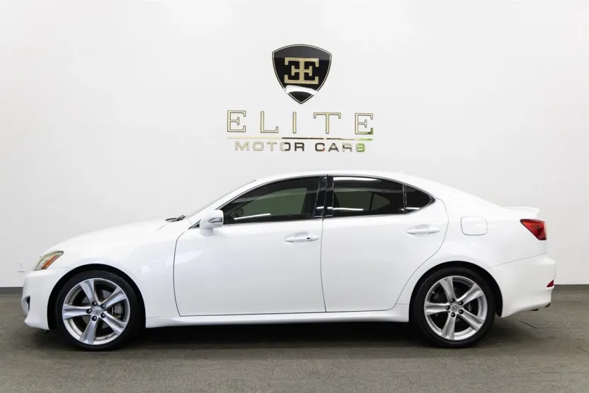 2011 Lexus IS 250 photo 1