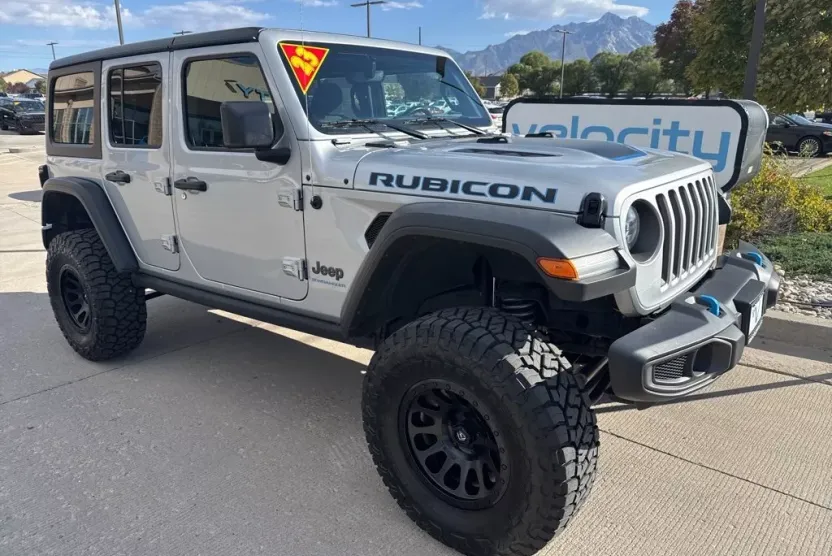 2023 Jeep Wrangler Rubicon 4xe photo 1