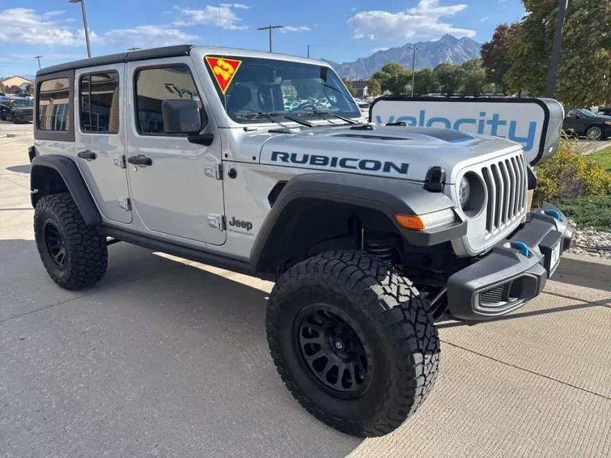 2023 Jeep Wrangler Rubicon 4xe photo 1