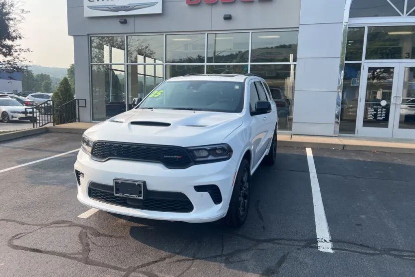 2025 Dodge Durango GT Plus photo 1