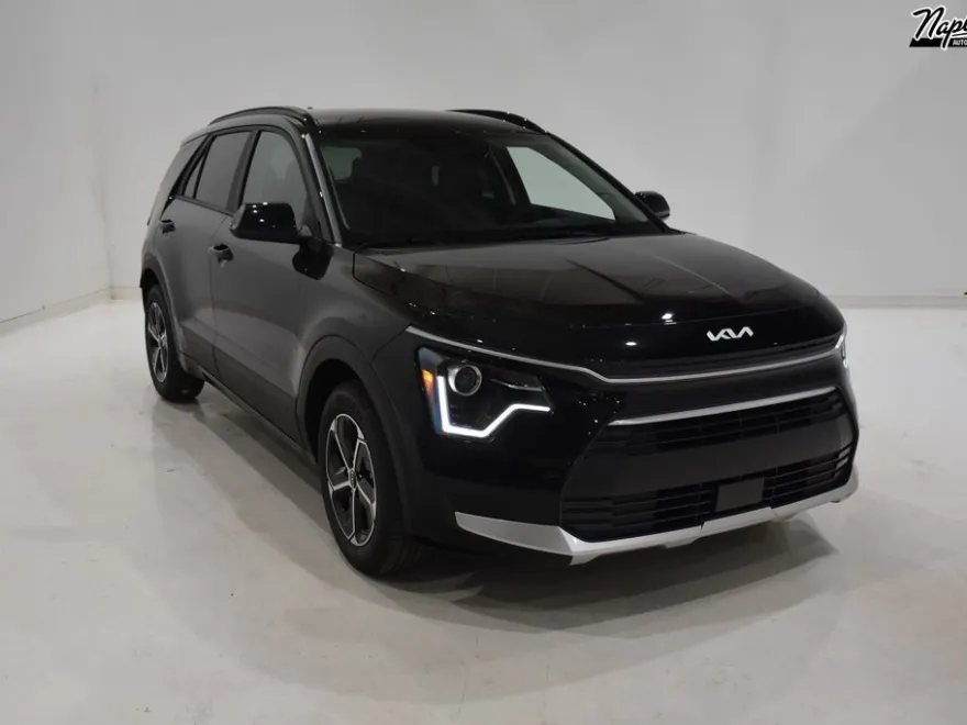 2025 Kia Niro EX photo 1