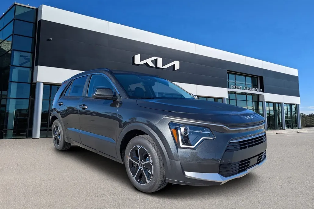 2025 Kia Niro Plug-In Hybrid EX photo 1