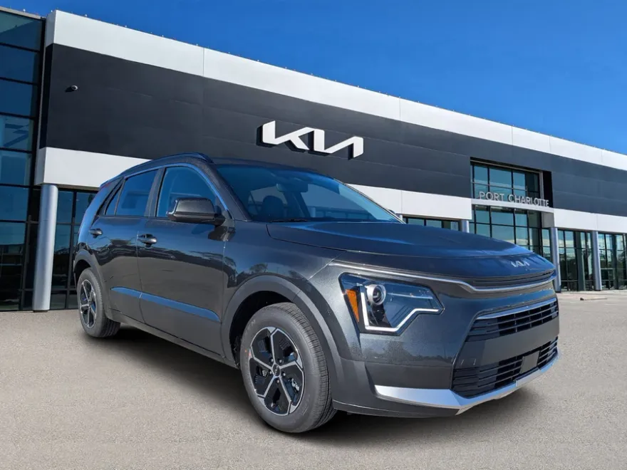 2025 Kia Niro Plug-In Hybrid EX photo 1