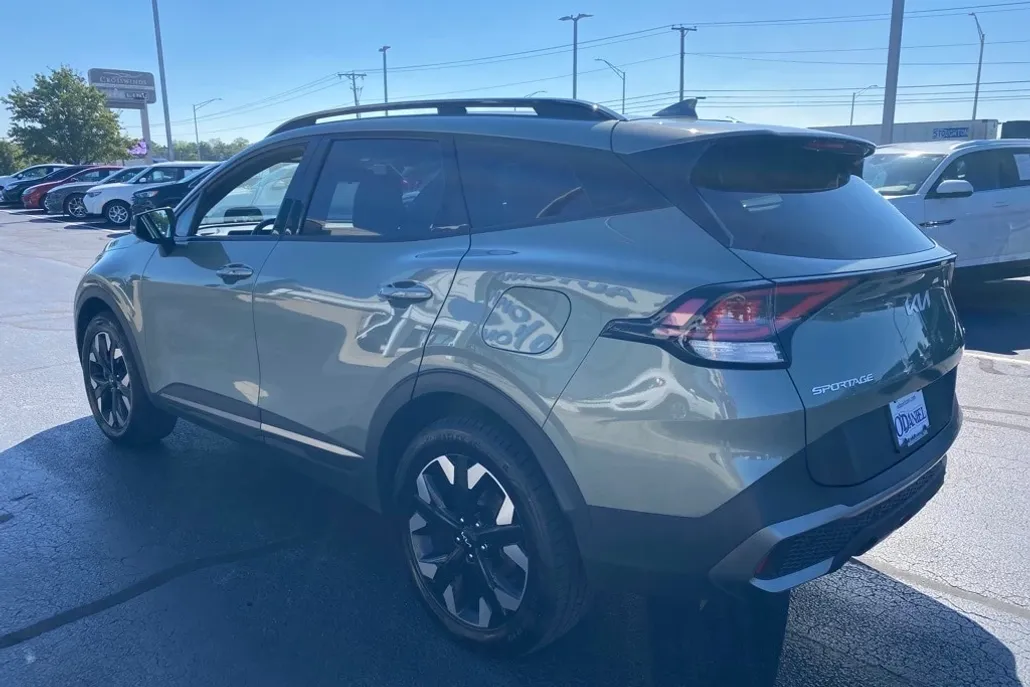 2023 Kia Sportage X-Line photo 1