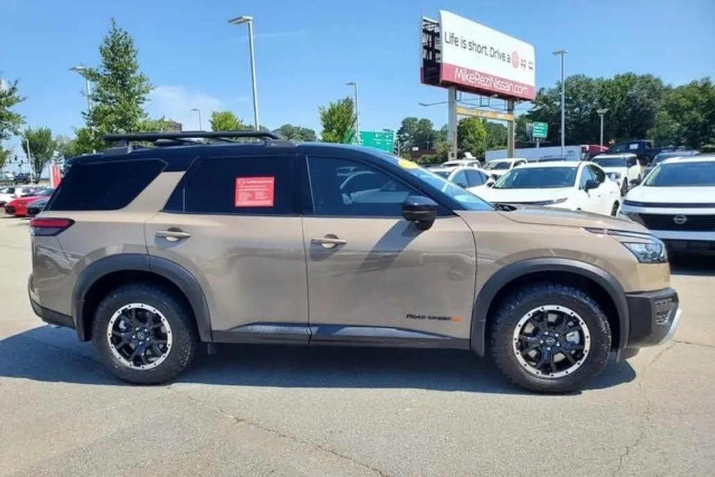2025 Nissan Pathfinder Rock Creek photo 1