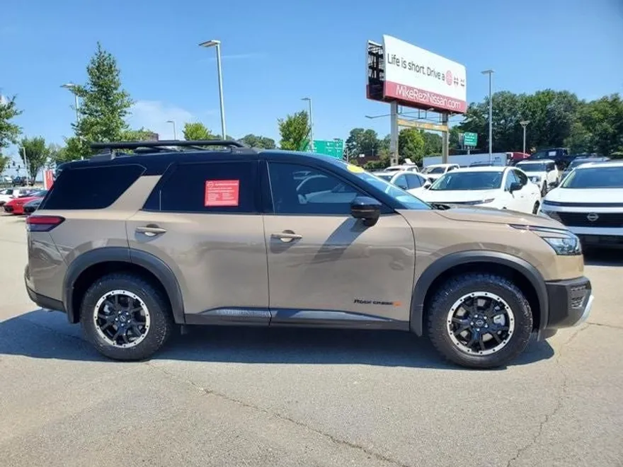 2025 Nissan Pathfinder Rock Creek photo 1