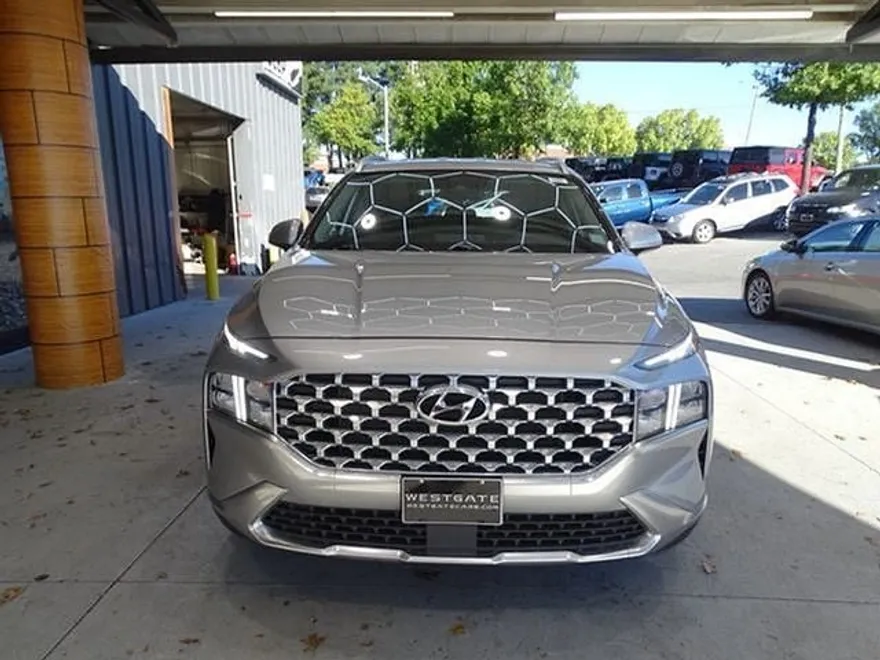 2021 Hyundai Santa Fe SEL photo 1