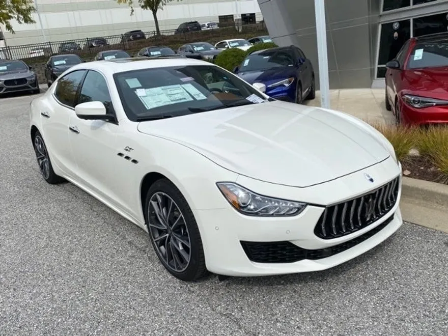 2023 Maserati Ghibli GT photo 1