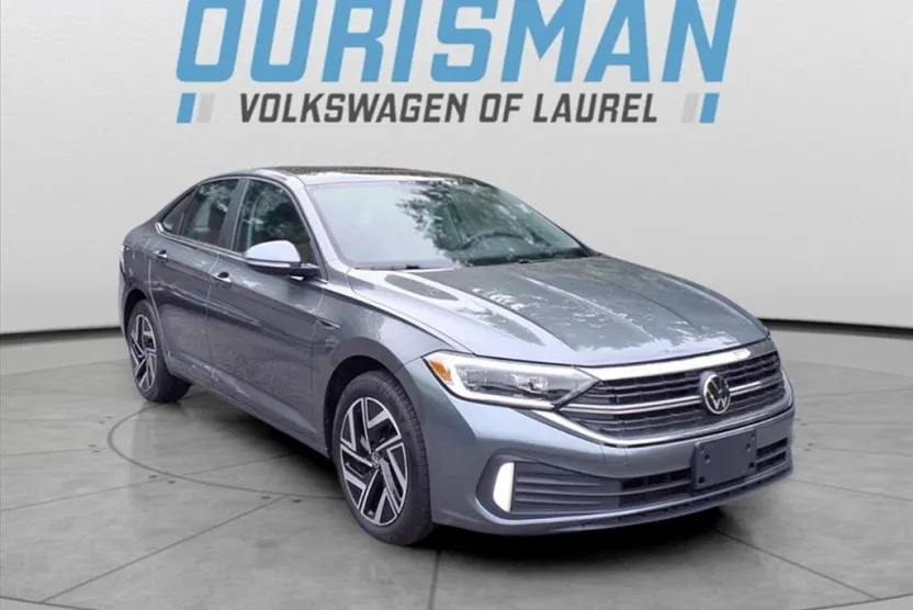 2024 Volkswagen Jetta SEL photo 1
