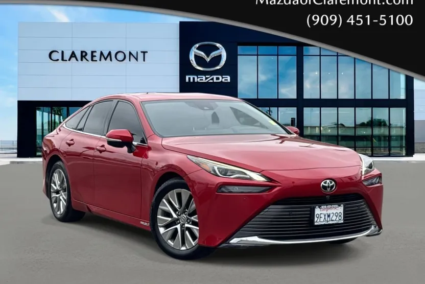 2023 Toyota Mirai XLE photo 1