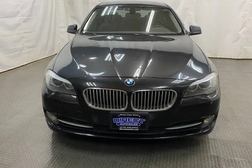 2011 Bmw 550i xDrive photo 1