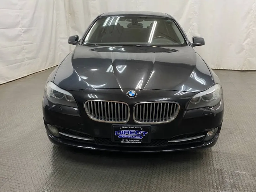 2011 Bmw 550i xDrive photo 1