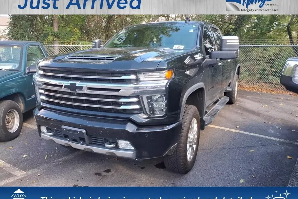2020 Chevrolet Silverado High Country photo 1