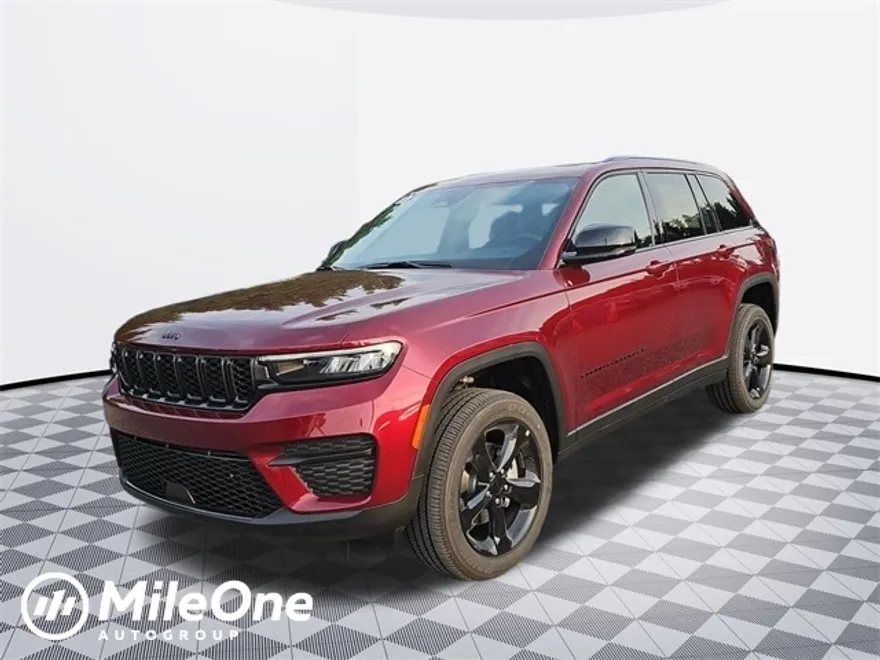2025 Jeep Grand Cherokee Laredo Sport photo 1