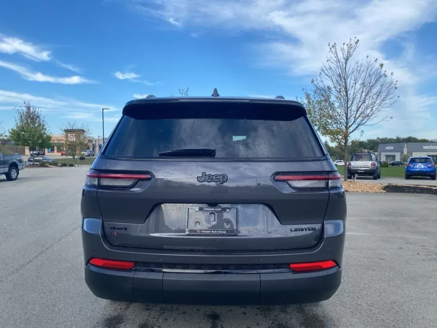 2025 Jeep Grand Cherokee Limited photo 1