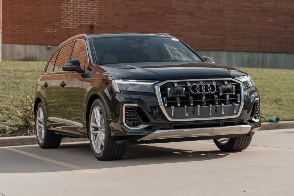 2025 Audi Q7 Premium Plus photo 1